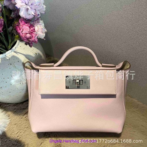 original hemrres 2424 kelys tote bag online store 2023 new bag mini2424 handheld crossbody women's cowhide solid color universal with r
original hemrres 2424 kelys tote bag online store 2023 new bag mini2424 handheld crossbody women's cowhide solid color universal with r