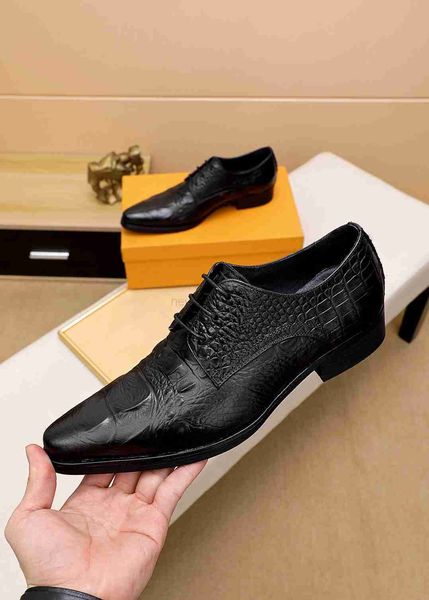 new 2021 men's fashion formal buckle oxfords party wedding brand dress shoes casual genuine leather brogue flats shoes size 38-44, Black
new 2021 men's fashion formal buckle oxfords party wedding brand dress shoes casual genuine leather brogue flats shoes size 38-44, Black