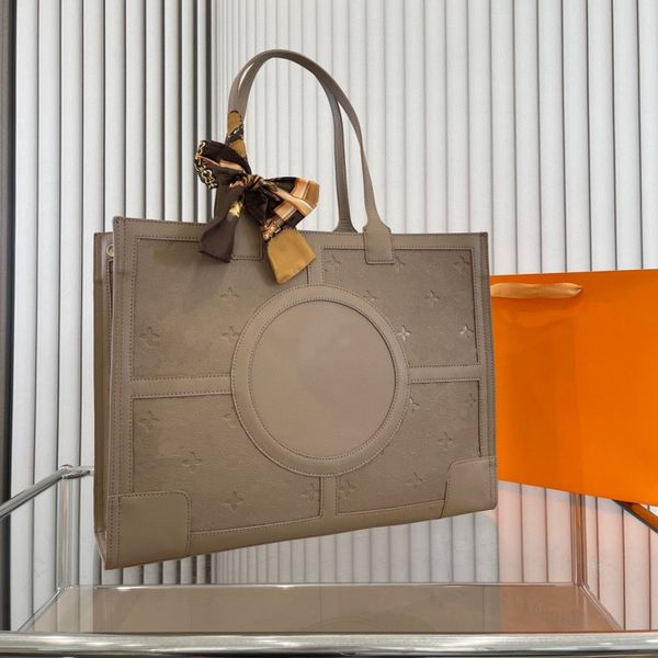 women's handbag designer shoulder bag luxury crossbody bag leather flower alphabet tote bag fashion casual large capacity shopping bag
women's handbag designer shoulder bag luxury crossbody bag leather flower alphabet tote bag fashion casual large capacity shopping bag