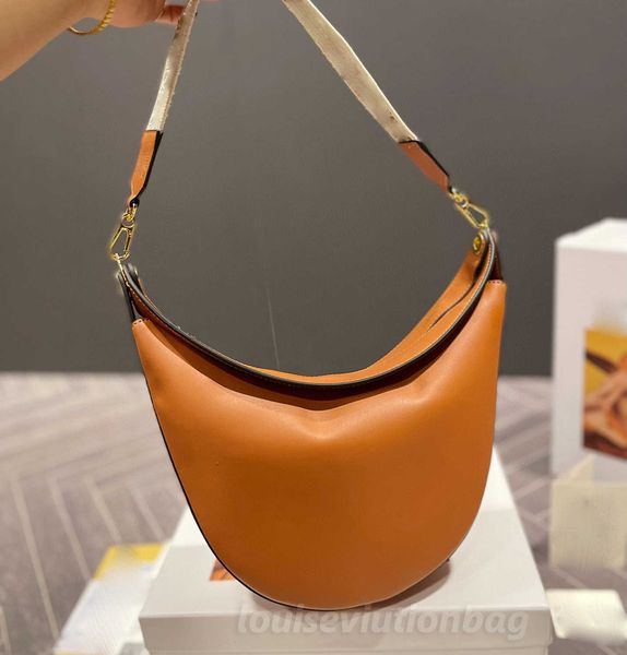 star fashion designer bag loew's luna handbag women's fashion temperament half moon shaped hobo high sense luxury handbag leisure
star fashion designer bag loew's luna handbag women's fashion temperament half moon shaped hobo high sense luxury handbag leisure