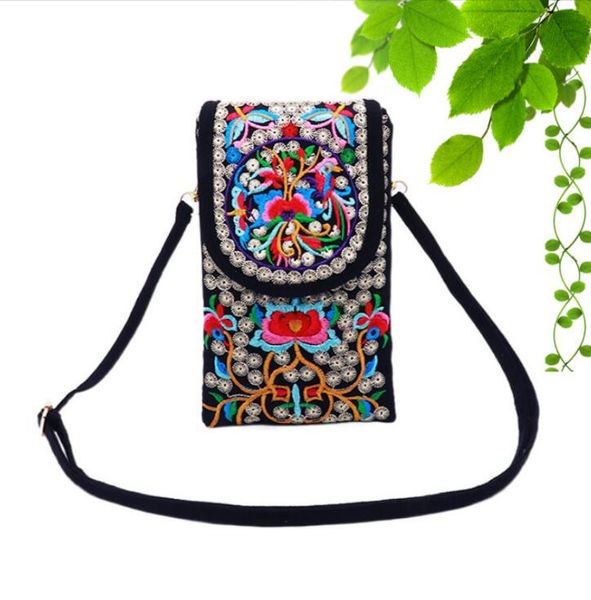 women shoulder bag travel pouch vintage floral embroidered mobile phone crossbody bag flip canvas wallet purse
women shoulder bag travel pouch vintage floral embroidered mobile phone crossbody bag flip canvas wallet purse