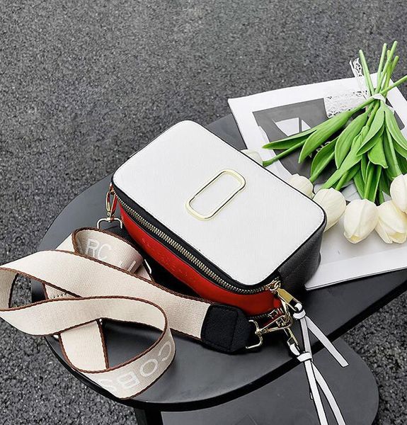 luxurys designers bags women handbag crossbody bag shoulder lady wallet simple versatile metal letter leather solid leather postman handbags, Black;red
luxurys designers bags women handbag crossbody bag shoulder lady wallet simple versatile metal letter leather solid leather postman handbags, Black;red