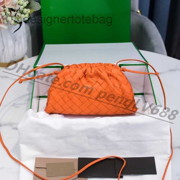bottegas genuine leather vanity camera shoulder bag men tote crossbody bags woven fashion shopping wallet cases card pockets handbag purse v
bottegas genuine leather vanity camera shoulder bag men tote crossbody bags woven fashion shopping wallet cases card pockets handbag purse v