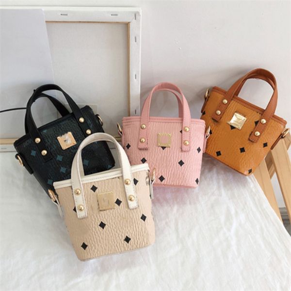 fashion designer children's handheld crossbody bag mini girl english letter small bucket messenger handbag
fashion designer children's handheld crossbody bag mini girl english letter small bucket messenger handbag