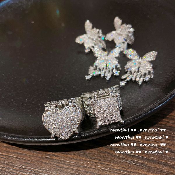 ant radiance geometric knot gem earrings designer plated 18k gold butterfly tassel zircon earring clip, Golden;silver
ant radiance geometric knot gem earrings designer plated 18k gold butterfly tassel zircon earring clip, Golden;silver