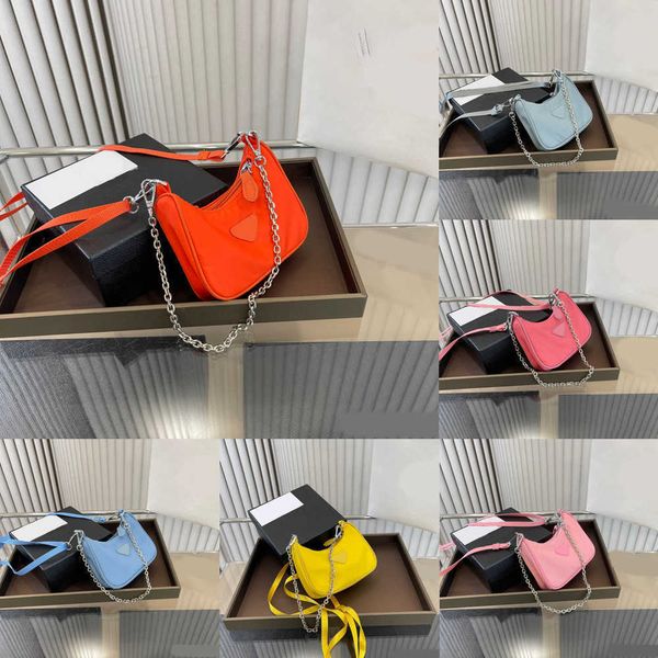 small nylon tote bag underarm hobo bag woman triangle shoulder bags lady cross body purses handbags bagss silver chain wallet 230318
small nylon tote bag underarm hobo bag woman triangle shoulder bags lady cross body purses handbags bagss silver chain wallet 230318