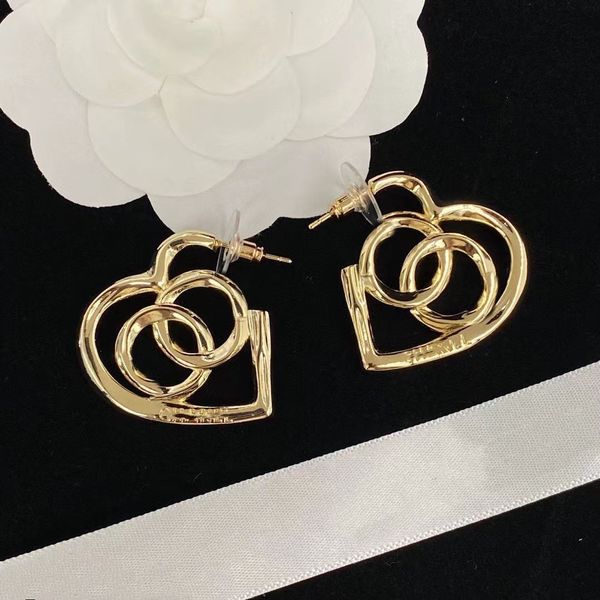 lady 18k gilded luxury brand designer double letter earstuds heart shaped earrings classic women's romantic earrings wedding party, Golden;silver
lady 18k gilded luxury brand designer double letter earstuds heart shaped earrings classic women's romantic earrings wedding party, Golden;silver