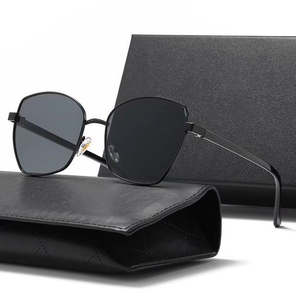 2023 luxury fashion classic sunglasses for men metal square gold frame uv400 designer vintage style attitude sunglasses protection eyewear, White;black
2023 luxury fashion classic sunglasses for men metal square gold frame uv400 designer vintage style attitude sunglasses protection eyewear, White;black