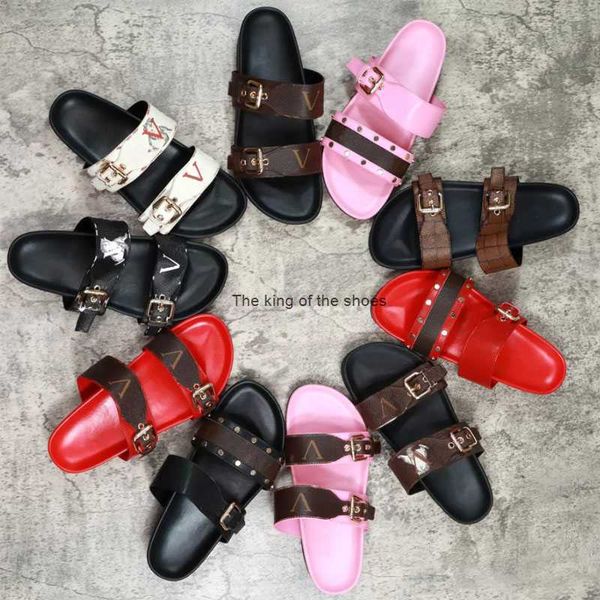 2023 passenger slippers sandal luxury bom bom dia flat mule lady gentlemen colorful canvas letter anatomic leather slide 8 style sandals sli, Black
2023 passenger slippers sandal luxury bom bom dia flat mule lady gentlemen colorful canvas letter anatomic leather slide 8 style sandals sli, Black