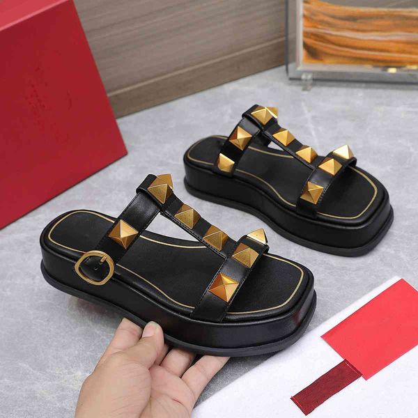 fashion sandal brand valentinosity designers women platform sandals women slide luxury sandal leisure flip-flops ht03, Black
fashion sandal brand valentinosity designers women platform sandals women slide luxury sandal leisure flip-flops ht03, Black