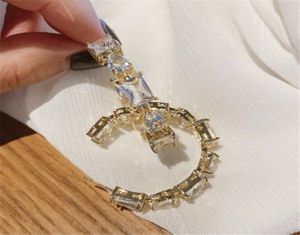 trendy crystal earrings studs women charm earrings super fairy charm diamond earrings studs silver needle earring2043129, Golden
trendy crystal earrings studs women charm earrings super fairy charm diamond earrings studs silver needle earring2043129, Golden