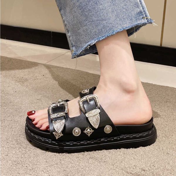 slippers summer women punk rock rivets platform leather mules creative metal fittings female casual sandals shoe slides 230511, Black
slippers summer women punk rock rivets platform leather mules creative metal fittings female casual sandals shoe slides 230511, Black