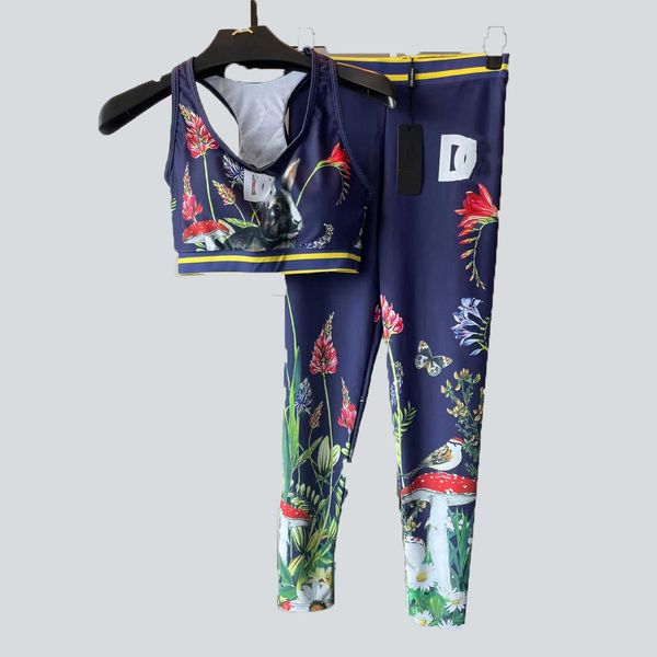 womens tracksuits yoga gym sets vintage floral designer woman slim stretchy tracksuit flower letters clothes casual jogging running high-qua, Gray
womens tracksuits yoga gym sets vintage floral designer woman slim stretchy tracksuit flower letters clothes casual jogging running high-qua, Gray