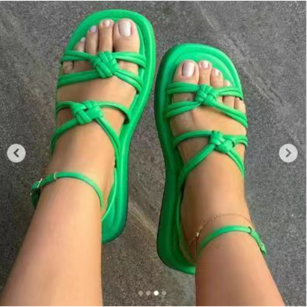 strappy sandals 2023 new womens shoes with thick soled strappy sandals solid color casual and comfortable beach flat sandals., Black
strappy sandals 2023 new womens shoes with thick soled strappy sandals solid color casual and comfortable beach flat sandals., Black