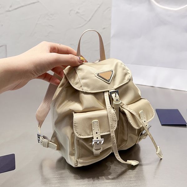 bags designer totes handbag fashion luxury shoulder hand backpack shoulder bag nylon handbags messenger wallet 16*14cm
bags designer totes handbag fashion luxury shoulder hand backpack shoulder bag nylon handbags messenger wallet 16*14cm