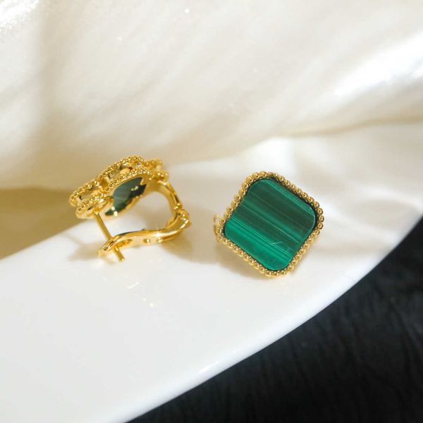 vans cleef four-leaf clover ear clips 18k gold natural mother-of-pearl ladies without ear holes temperament van cleefity earrings, Silver
vans cleef four-leaf clover ear clips 18k gold natural mother-of-pearl ladies without ear holes temperament van cleefity earrings, Silver
