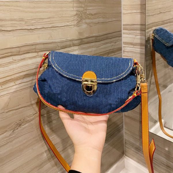 vintage shoulder bag luxury designer handbag luxurys crossbody bags denim handbags fashion pochette high-quality handbag
vintage shoulder bag luxury designer handbag luxurys crossbody bags denim handbags fashion pochette high-quality handbag