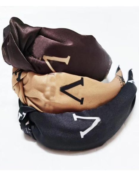 5 style luxury designer brand hairbands for womens headwear girls double letter printed wide brim hair hoop fashion headband hair 3634292, Black;brown
5 style luxury designer brand hairbands for womens headwear girls double letter printed wide brim hair hoop fashion headband hair 3634292, Black;brown