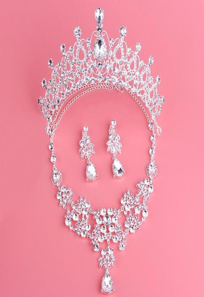 twinkling baroque bridal crown necklace earrings set tiaras floral bridal jewelry accessories wedding party sets s0063413310, Silver
twinkling baroque bridal crown necklace earrings set tiaras floral bridal jewelry accessories wedding party sets s0063413310, Silver