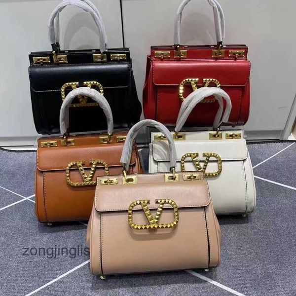 texture designer women bags fashion classic ladies valentinoc handbag metal lock women's cowhide double shoulder crossbody vgd4
texture designer women bags fashion classic ladies valentinoc handbag metal lock women's cowhide double shoulder crossbody vgd4