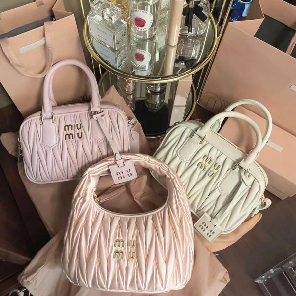 designer make up bag miui matelasse bowling shoulder wallets miu womens handle bags clutch hobo genuine leather mens zipper cross body tote
designer make up bag miui matelasse bowling shoulder wallets miu womens handle bags clutch hobo genuine leather mens zipper cross body tote