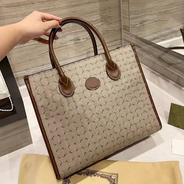 2023 tote bag canvas handbag purse large capacity package shopping bags brown leather trim classic letter handle removable shoulder strap in, Black;red
2023 tote bag canvas handbag purse large capacity package shopping bags brown leather trim classic letter handle removable shoulder strap in, Black;red
