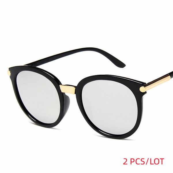 2023 new sunglasses women driving mirrors vintage for women reflective flat lens sun glasses female oculos uv400, White;black
2023 new sunglasses women driving mirrors vintage for women reflective flat lens sun glasses female oculos uv400, White;black