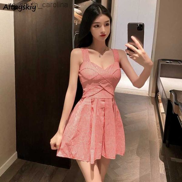 sleeveless dress women folds design trendy plaid young korean style summer popular high waist chic new ins l230522, Black;gray
sleeveless dress women folds design trendy plaid young korean style summer popular high waist chic new ins l230522, Black;gray