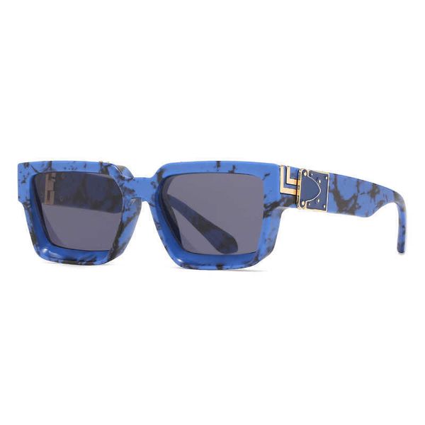 new fashion box men's and women's trend sunglasses street p sunvisors 86367, White;black
new fashion box men's and women's trend sunglasses street p sunvisors 86367, White;black