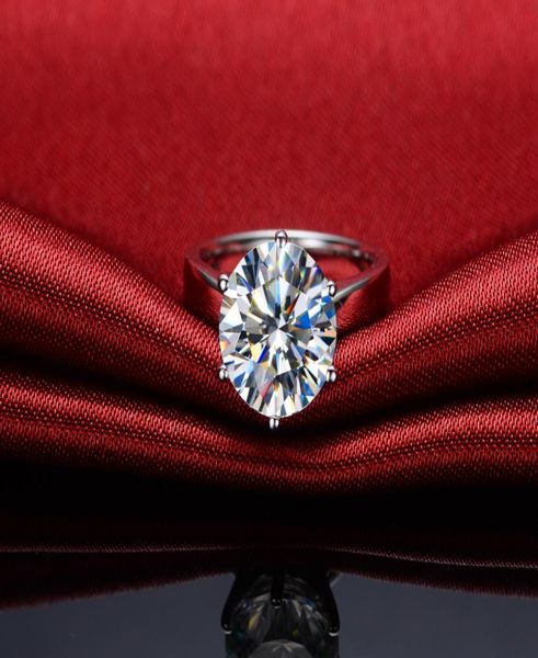 distinctive 6 ct amazing luxury synthetic diamond rings for women solid silver pt950 stamped 18k white gold plated wedding rings5152121, Golden;silver 
distinctive 6 ct amazing luxury synthetic diamond rings for women solid silver pt950 stamped 18k white gold plated wedding rings5152121, Golden;silver