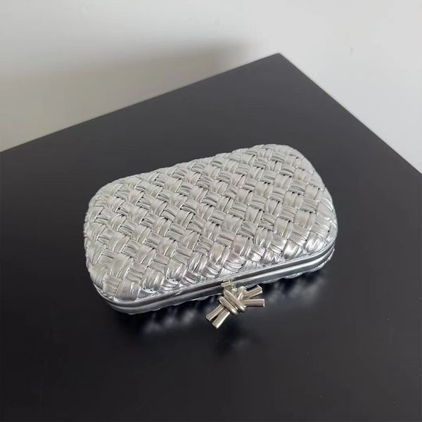 quality clutch handbags designer evening bags 7a lady totes luxurys fashion party golden knitting hand silver plated leather patchwork bag p
quality clutch handbags designer evening bags 7a lady totes luxurys fashion party golden knitting hand silver plated leather patchwork bag p