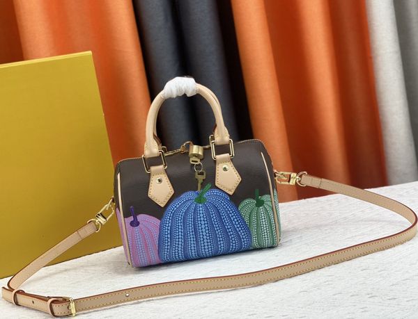 womens designer shoulder bag luxury nano handbags brown flower letters leather mini totes pumpkin crossbody bags ladies fashion evening make
womens designer shoulder bag luxury nano handbags brown flower letters leather mini totes pumpkin crossbody bags ladies fashion evening make
