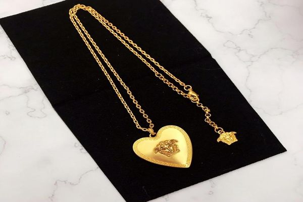 european and american custom american headdress designer necklace love pendant electroplating fashion heart designer jewelry5242281, Silver
european and american custom american headdress designer necklace love pendant electroplating fashion heart designer jewelry5242281, Silver