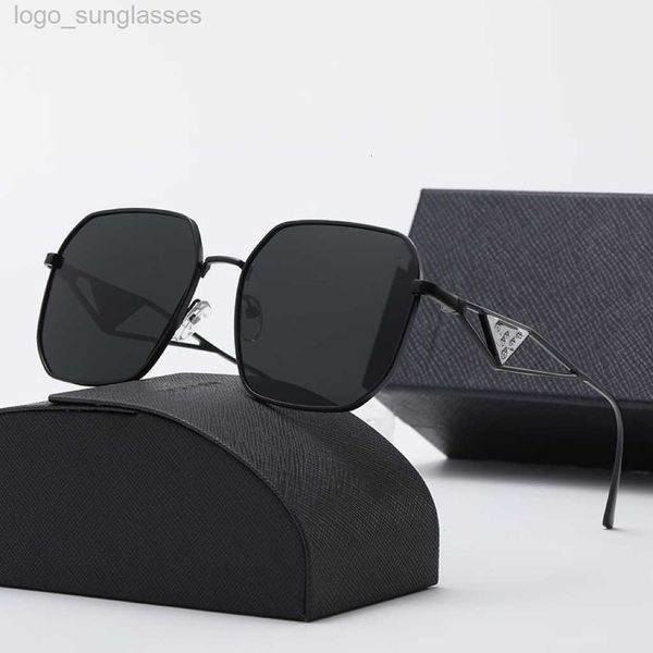 sunglasses designer sunglass cool fashion brand women men hollow frame sun glasses uv400 goggle with 6 color optional good quality p, White;black
sunglasses designer sunglass cool fashion brand women men hollow frame sun glasses uv400 goggle with 6 color optional good quality p, White;black