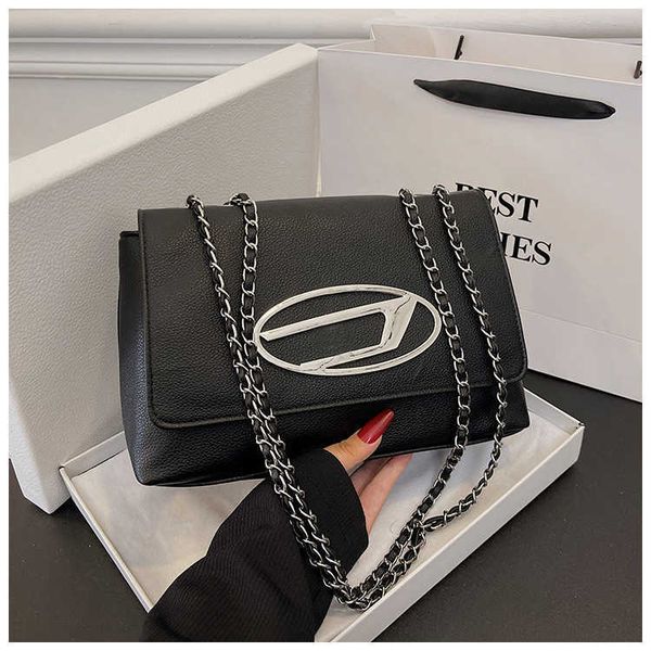 famous designer shoulder bag fashion cute women chain diagonal span small square bag pu leather classic underarm bags womens purse high-qual
famous designer shoulder bag fashion cute women chain diagonal span small square bag pu leather classic underarm bags womens purse high-qual