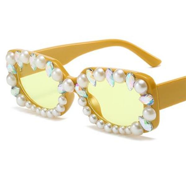 new women pearl sunglasses personalized diamond sun glasses hip hop adumbral anti-uv spectacles rectangle eyeglasses ornamental, White;black
new women pearl sunglasses personalized diamond sun glasses hip hop adumbral anti-uv spectacles rectangle eyeglasses ornamental, White;black