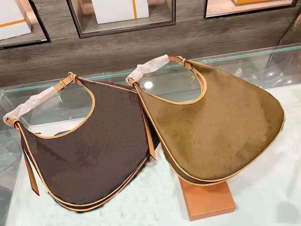 female bag underarm crescent hand-held single girls women genuine leather handbags handbag shoulder bags old flower high quality
female bag underarm crescent hand-held single girls women genuine leather handbags handbag shoulder bags old flower high quality