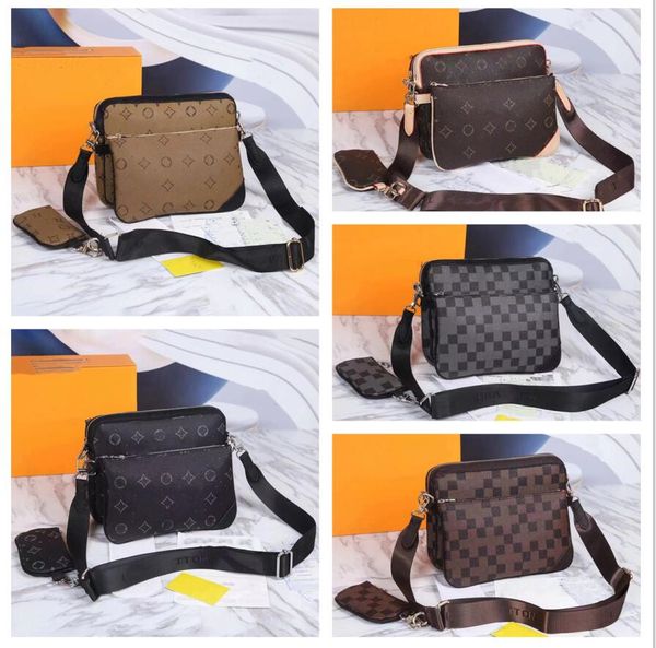 mens trio outdoor messenger pochette chest bag luxury designer shoulder leather clutch with coin pocket handbag women's tote crossbody
mens trio outdoor messenger pochette chest bag luxury designer shoulder leather clutch with coin pocket handbag women's tote crossbody