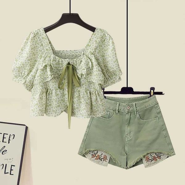 fashion trends 2023 summer small fresh exquisite set new sweet small fresh fragmented blouse shirt high waist shorts two piece set fashion, White
fashion trends 2023 summer small fresh exquisite set new sweet small fresh fragmented blouse shirt high waist shorts two piece set fashion, White
