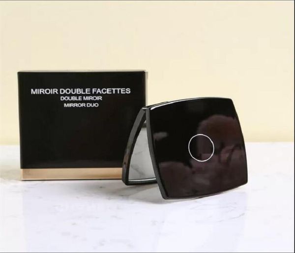 classic folding double side mirror portable hd makeup and compact magnifying mirror with flannelette baggift box for vip client8730650
classic folding double side mirror portable hd makeup and compact magnifying mirror with flannelette baggift box for vip client8730650
