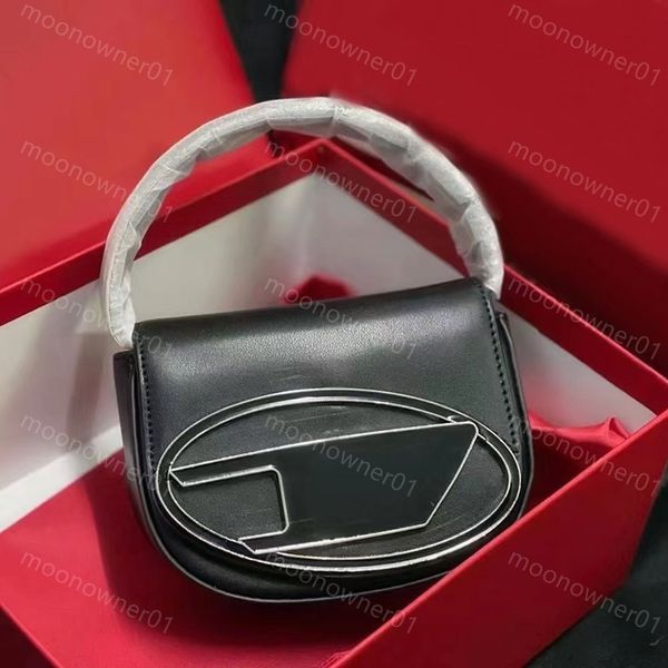 luxury woman shoulder bag designer cross body for women 1dr nappa genuine leather purse men handbag casual lady clutch flap with shoulder st
luxury woman shoulder bag designer cross body for women 1dr nappa genuine leather purse men handbag casual lady clutch flap with shoulder st