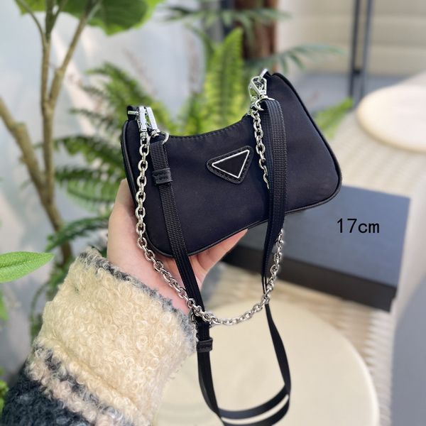 2023 mini nylon hobo shoulder bags designer bag woman crossbody bag luxury hobos tiny cute purses silver chain multiple colors 5a
2023 mini nylon hobo shoulder bags designer bag woman crossbody bag luxury hobos tiny cute purses silver chain multiple colors 5a