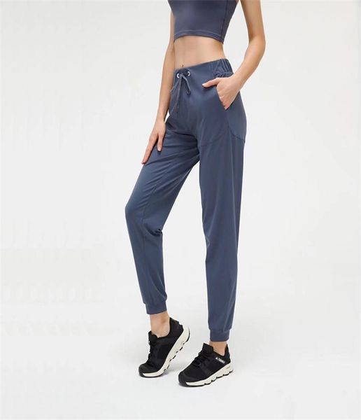 a original loose yoga pants with drawstring waist, sports and leisure elastic leggings6805503, White;red
a original loose yoga pants with drawstring waist, sports and leisure elastic leggings6805503, White;red