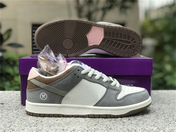 new authentic yuto horigome x sb dunks low fq1180-001 trainers sports sneakers grey with original box 36-47.5
new authentic yuto horigome x sb dunks low fq1180-001 trainers sports sneakers grey with original box 36-47.5