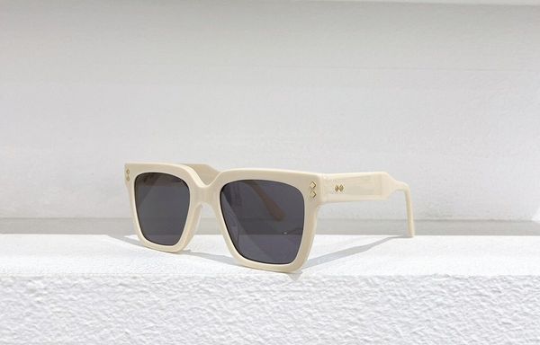 2023g1084s sunglasses square sunglasses for women designer sunglasses frame polarizing lens anti-uv400 eye protection party holiday glasses, White;black
2023g1084s sunglasses square sunglasses for women designer sunglasses frame polarizing lens anti-uv400 eye protection party holiday glasses, White;black