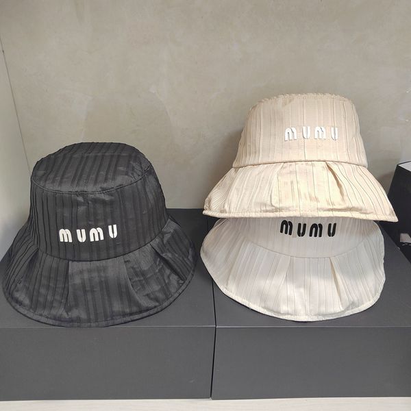 high edition diamond miu letter fisherman hat women's spring and summer fashion brand miao miao versatile show face small sunshade and, Blue;gray
high edition diamond miu letter fisherman hat women's spring and summer fashion brand miao miao versatile show face small sunshade and, Blue;gray