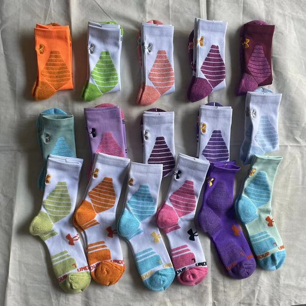 mixed color outfit mens socks skateboard basketball sports socks for women towel bottom meias street style hip hop novelty calcetines, Black
mixed color outfit mens socks skateboard basketball sports socks for women towel bottom meias street style hip hop novelty calcetines, Black