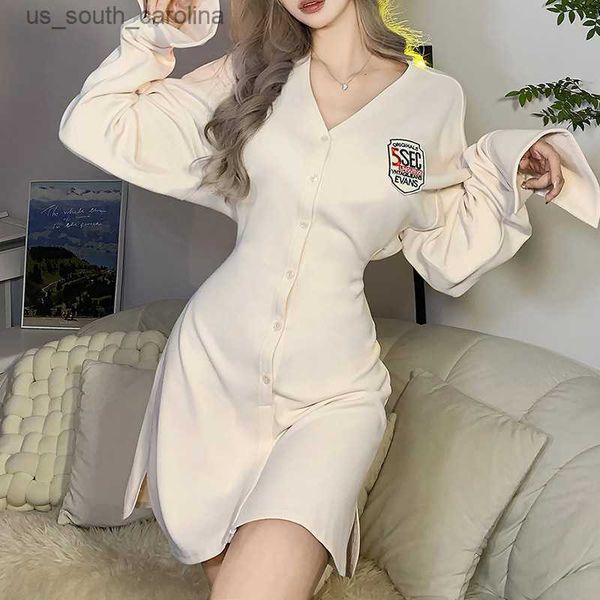 apricot autumn new product casual home comfortable supple young vitality versatile knitted women's long button dress l230522, Black;gray
apricot autumn new product casual home comfortable supple young vitality versatile knitted women's long button dress l230522, Black;gray