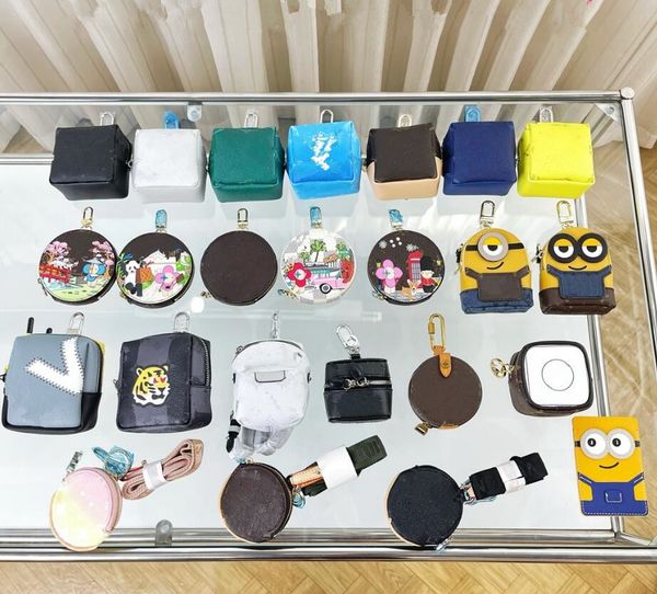 designer leather key wallet womens mens coin purses earphone bag keyring clutch bags female luxury bags totes pendant charms keychain great, Red;blue
designer leather key wallet womens mens coin purses earphone bag keyring clutch bags female luxury bags totes pendant charms keychain great, Red;blue