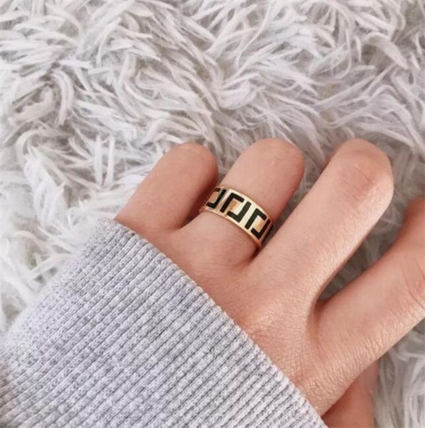2022 designer fashion gold band rings luxury men039s and women039s couples rings jewelry1829695, Silver
2022 designer fashion gold band rings luxury men039s and women039s couples rings jewelry1829695, Silver